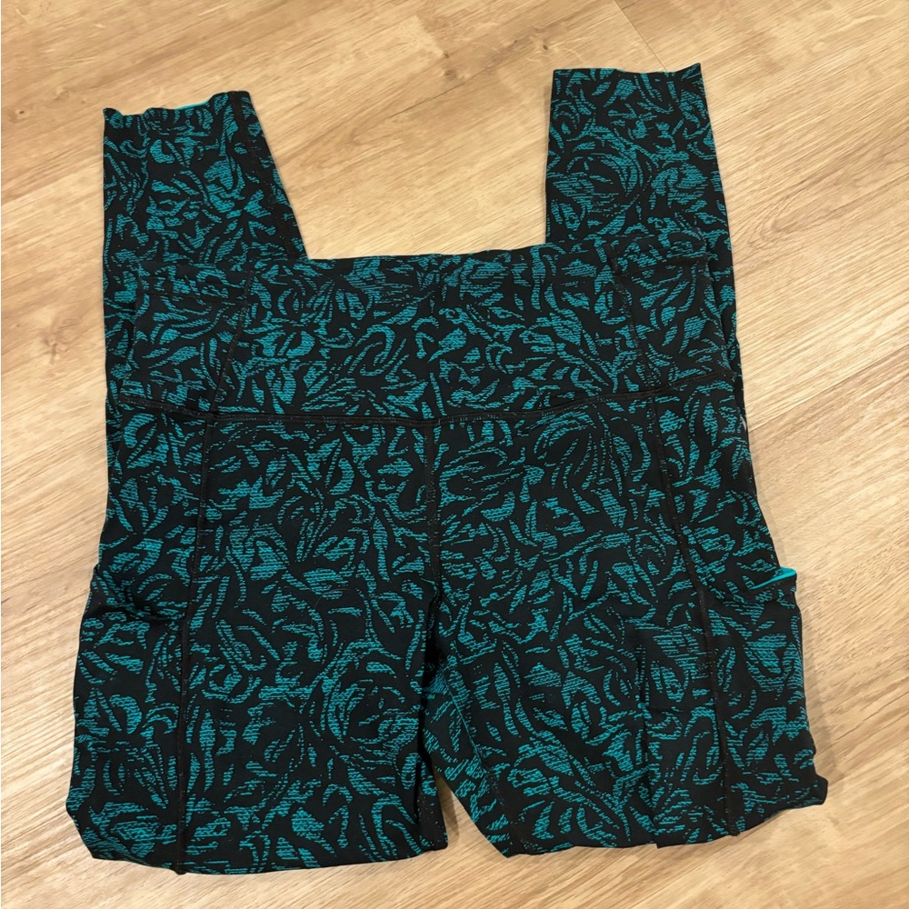 Lululemon Leggings.